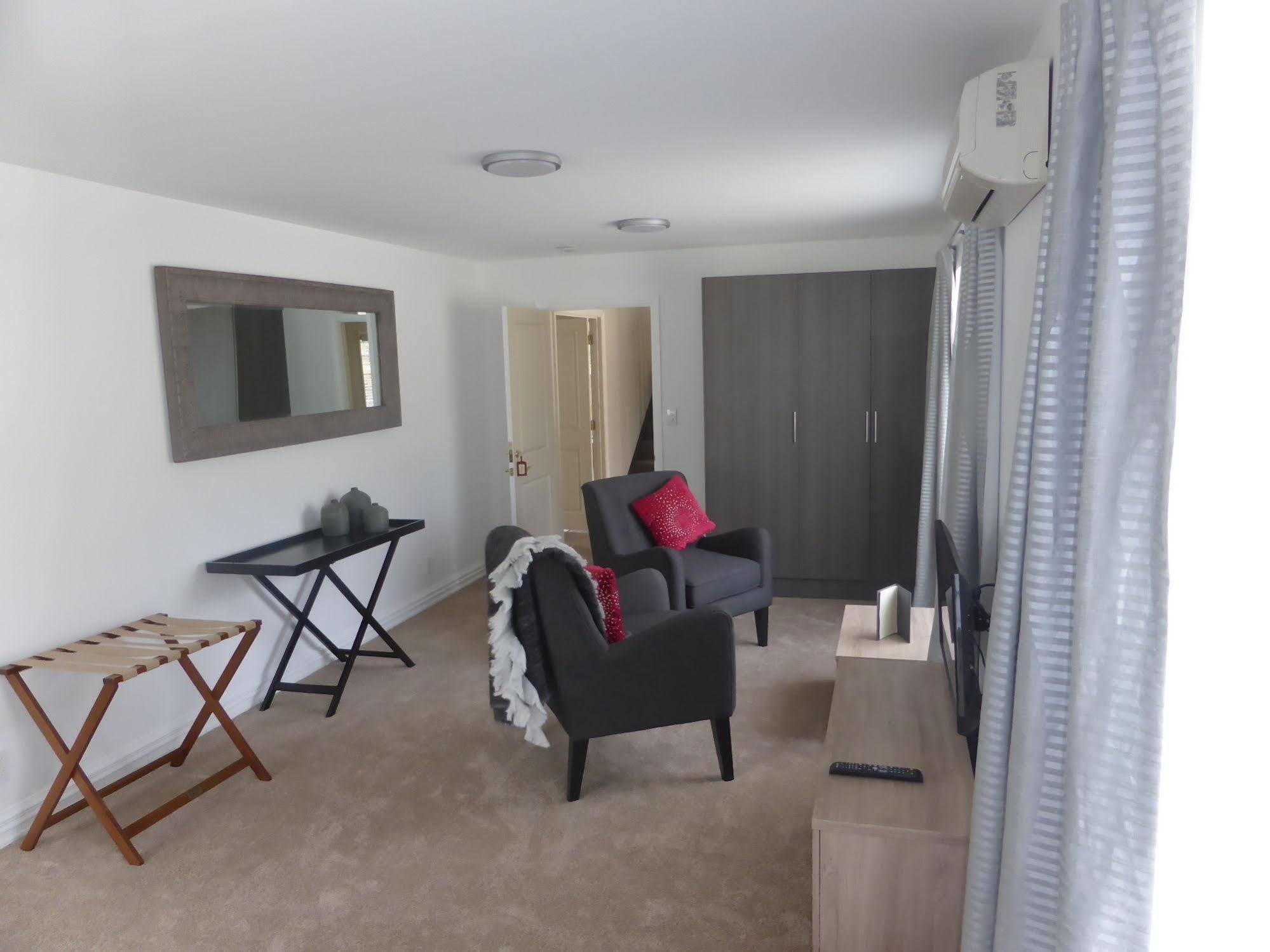 Queenstown Country Lodge Lake Hayes エクステリア 写真