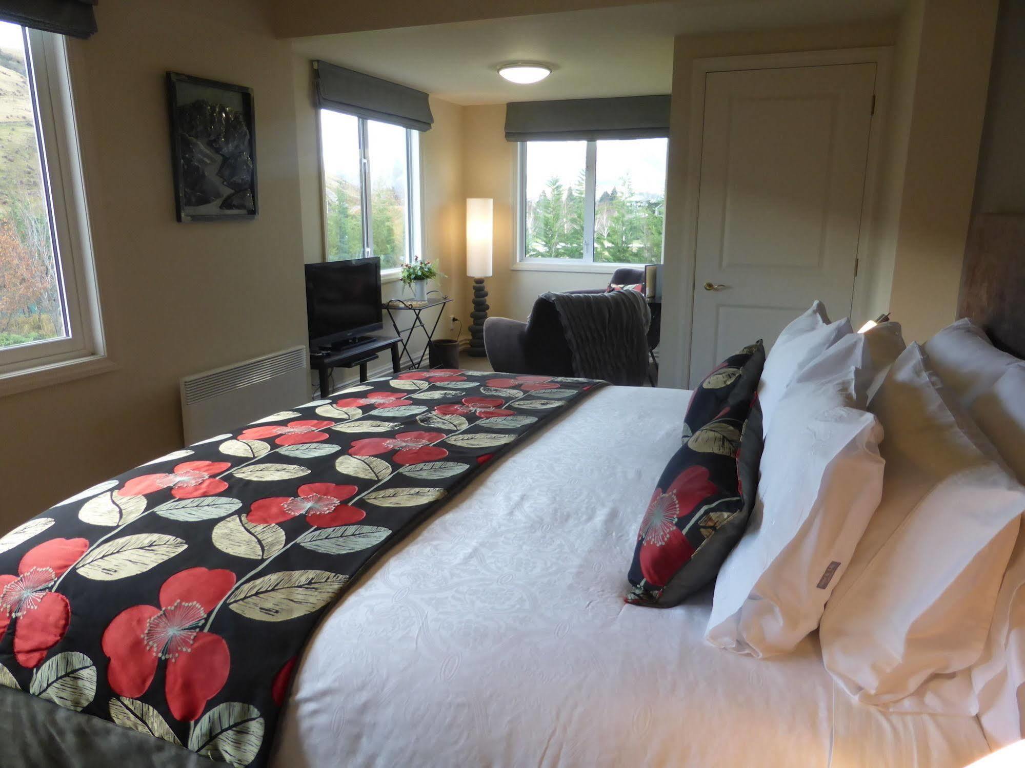 Queenstown Country Lodge Lake Hayes エクステリア 写真